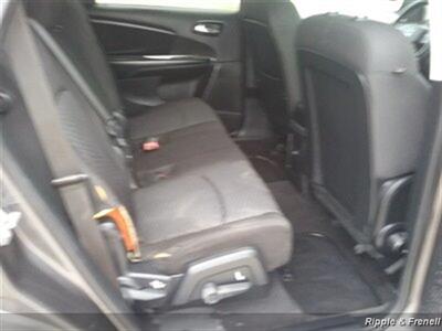 2015 Dodge Journey SXT - Photo 12 - Silvis, IL 61282
