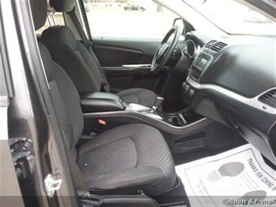 2015 Dodge Journey SXT - Photo 11 - Silvis, IL 61282