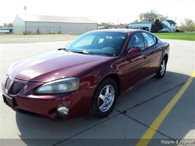 2004 Pontiac Grand Prix GT1   - Photo 3 - Davenport, IA 52802