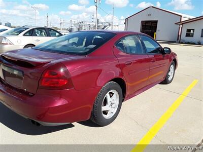 2004 Pontiac Grand Prix GT1   - Photo 9 - Davenport, IA 52802