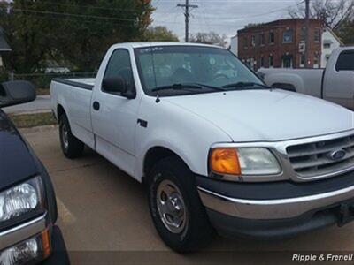 2004 Ford F-150 Heritage XL 2dr Standard Cab XL   - Photo 4 - Davenport, IA 52802