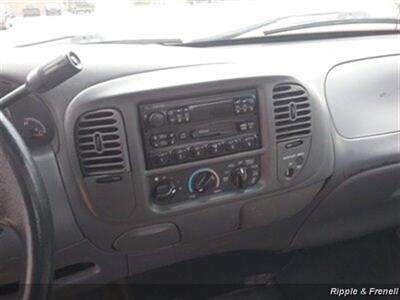 2004 Ford F-150 Heritage XL 2dr Standard Cab XL   - Photo 11 - Davenport, IA 52802