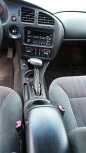 2002 Chevrolet Monte Carlo SS   - Photo 7 - Davenport, IA 52802