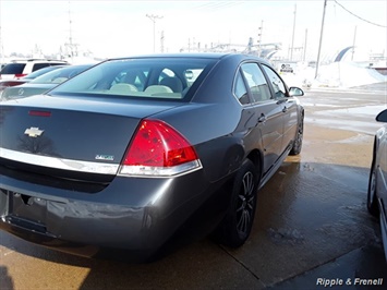 2010 Chevrolet Impala LS   - Photo 6 - Davenport, IA 52802