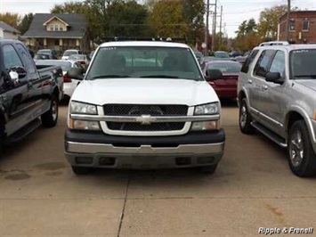 2004 Chevrolet Silverado 1500 Work Truck 2dr Standard Cab Work Truck   - Photo 2 - Davenport, IA 52802