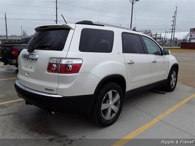 2010 GMC Acadia SLT-1   - Photo 11 - Davenport, IA 52802