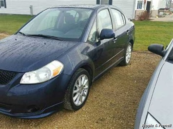 2008 Suzuki SX4 Sport   - Photo 2 - Davenport, IA 52802