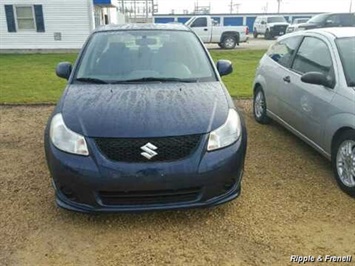 2008 Suzuki SX4 Sport   - Photo 1 - Davenport, IA 52802