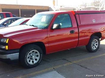 2007 Chevrolet Silverado 1500 Classic Work Truck   - Photo 1 - Davenport, IA 52802