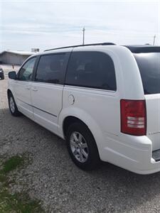 2010 Chrysler Town & Country Touring   - Photo 6 - Davenport, IA 52802