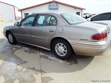 2002 Buick LeSabre Custom   - Photo 5 - Davenport, IA 52802