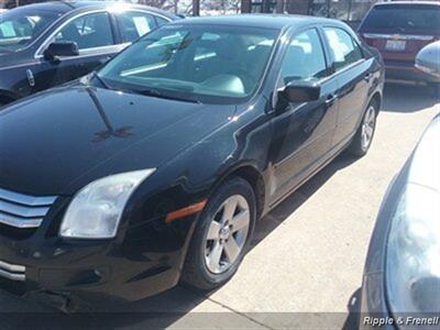 2008 Ford Fusion V6 SE   - Photo 3 - Davenport, IA 52802