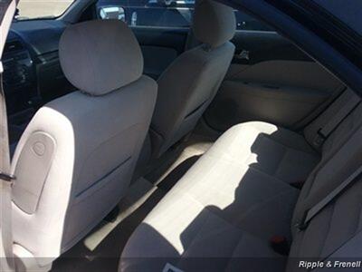 2008 Ford Fusion V6 SE   - Photo 11 - Davenport, IA 52802