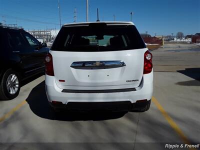 2015 Chevrolet Equinox LS   - Photo 8 - Davenport, IA 52802