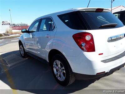 2015 Chevrolet Equinox LS   - Photo 7 - Davenport, IA 52802