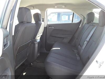 2015 Chevrolet Equinox LS   - Photo 6 - Davenport, IA 52802