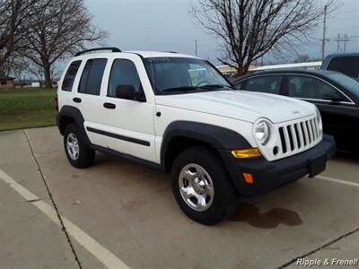 2007 Jeep Liberty Sport   - Photo 13 - Davenport, IA 52802