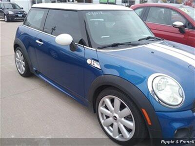 2009 MINI Cooper S   - Photo 4 - Davenport, IA 52802