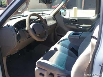 2002 Ford F-150 XL   - Photo 3 - Davenport, IA 52802