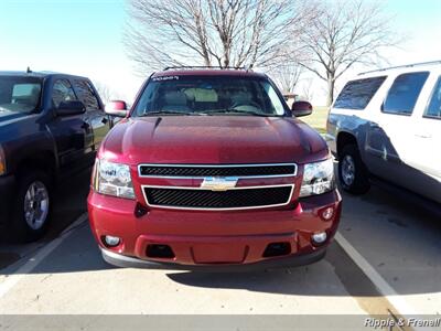 2010 Chevrolet Suburban LT 1500   - Photo 1 - Davenport, IA 52802