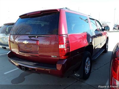 2010 Chevrolet Suburban LT 1500   - Photo 11 - Davenport, IA 52802