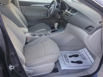 2013 Nissan Sentra S   - Photo 10 - Silvis, IL 61282