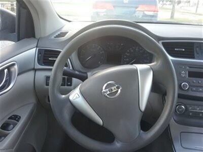 2013 Nissan Sentra S   - Photo 12 - Silvis, IL 61282
