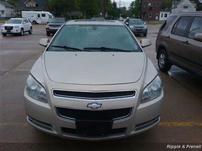 2010 Chevrolet Malibu LT   - Photo 1 - Davenport, IA 52802