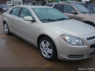 2010 Chevrolet Malibu LT   - Photo 4 - Davenport, IA 52802