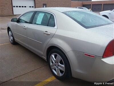 2010 Chevrolet Malibu LT   - Photo 7 - Davenport, IA 52802