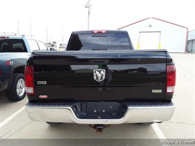 2012 RAM 1500 SLT   - Photo 8 - Davenport, IA 52802