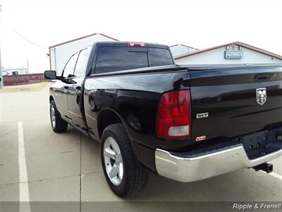 2012 RAM 1500 SLT   - Photo 7 - Davenport, IA 52802