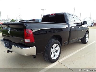 2012 RAM 1500 SLT   - Photo 9 - Davenport, IA 52802