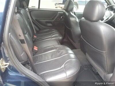 2000 Jeep Grand Cherokee Laredo   - Photo 11 - Davenport, IA 52802