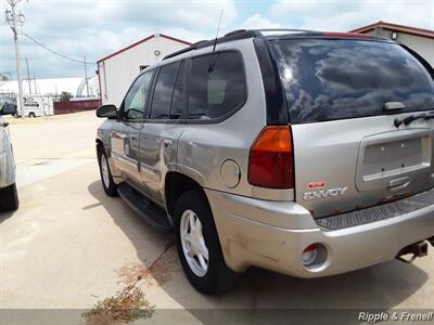 2002 GMC Envoy SLT   - Photo 4 - Davenport, IA 52802