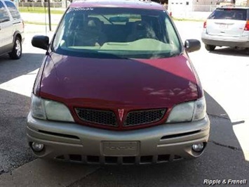 2002 Pontiac Montana   - Photo 2 - Davenport, IA 52802