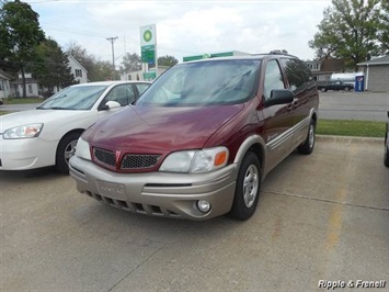 2002 Pontiac Montana   - Photo 1 - Davenport, IA 52802