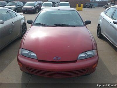 1999 Chevrolet Cavalier   - Photo 1 - Davenport, IA 52802