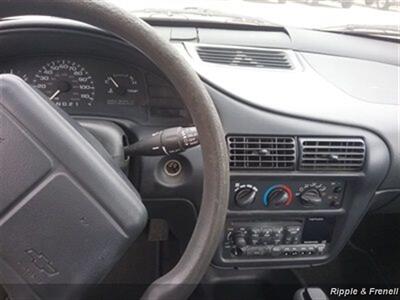 1999 Chevrolet Cavalier   - Photo 9 - Davenport, IA 52802