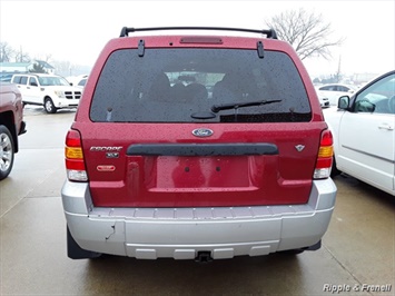 2007 Ford Escape XLT   - Photo 1 - Davenport, IA 52802