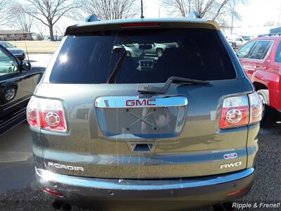 2011 GMC Acadia SLE   - Photo 9 - Davenport, IA 52802