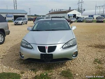 2005 Pontiac Grand Prix GT   - Photo 1 - Davenport, IA 52802