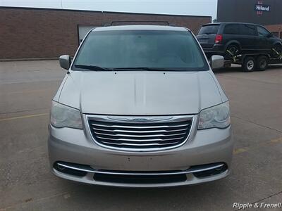 2013 Chrysler Town & Country Touring - Photo 1 - Davenport, IA 52802