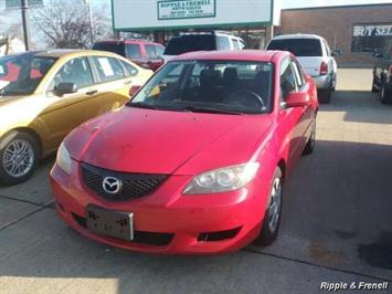 2006 Mazda Mazda3 i   - Photo 1 - Davenport, IA 52802