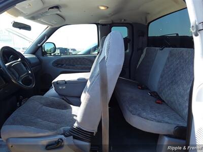2001 Dodge Ram 1500 SLT 4dr Quad Cab SLT   - Photo 5 - Davenport, IA 52802