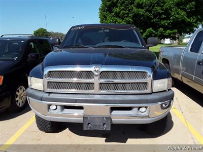 2001 Dodge Ram 1500 SLT 4dr Quad Cab SLT   - Photo 1 - Davenport, IA 52802
