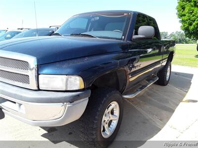 2001 Dodge Ram 1500 SLT 4dr Quad Cab SLT   - Photo 3 - Davenport, IA 52802
