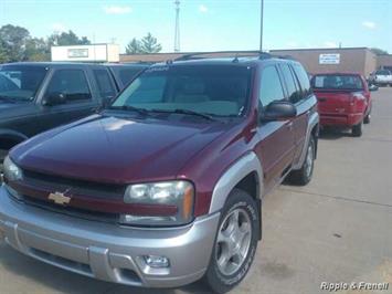 2005 Chevrolet Trailblazer LS   - Photo 1 - Davenport, IA 52802