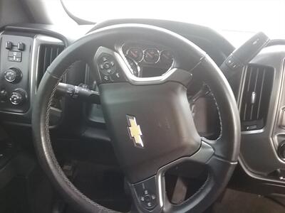 2017 Chevrolet Silverado 1500 LT Z71 - Photo 12 - Silvis, IL 61282