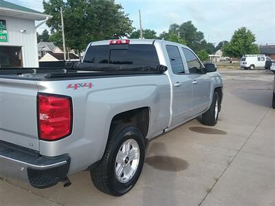 2017 Chevrolet Silverado 1500 LT Z71 - Photo 6 - Silvis, IL 61282